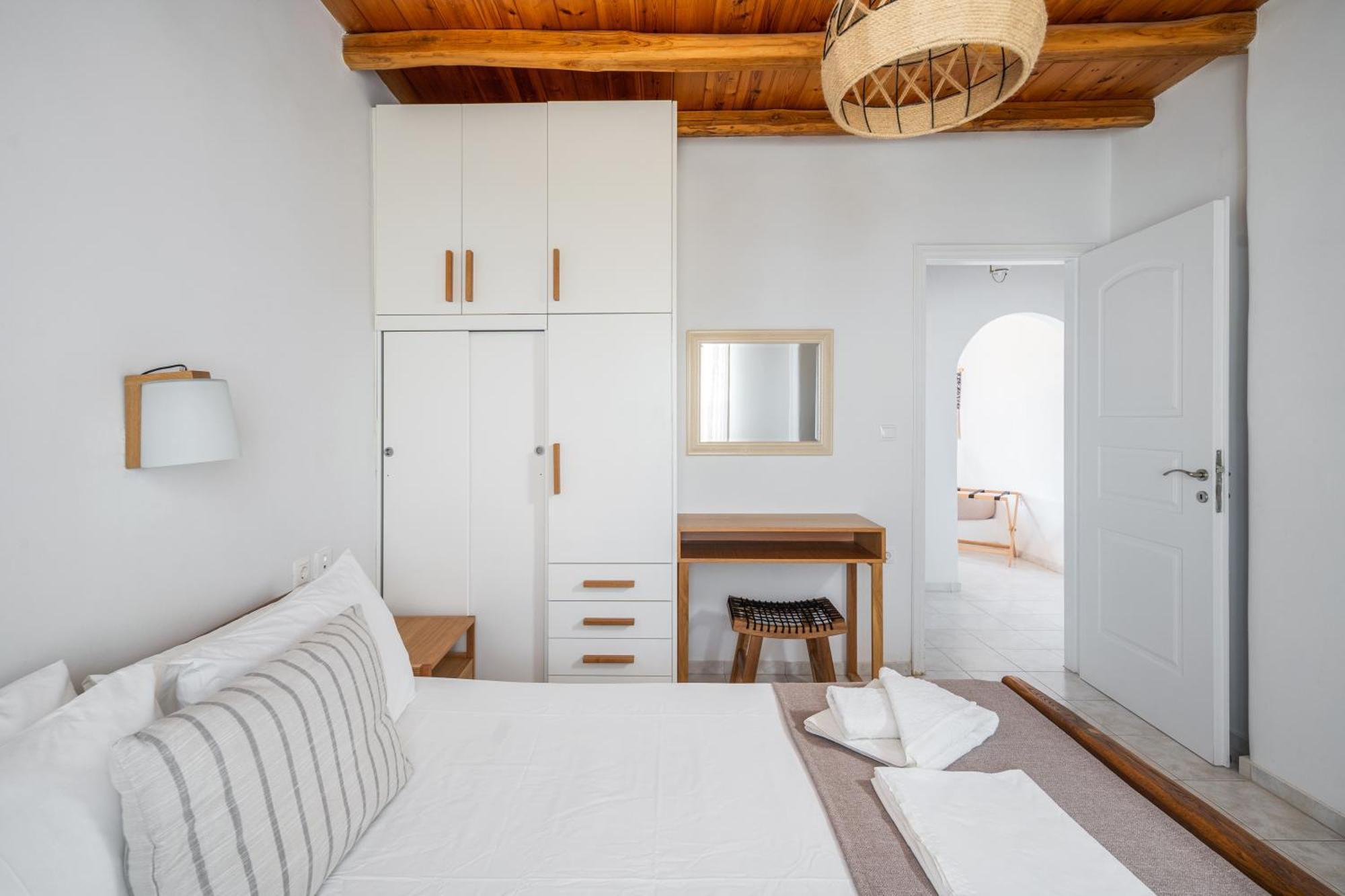 Galazio Seaside Apartments Livadakia Pokój zdjęcie