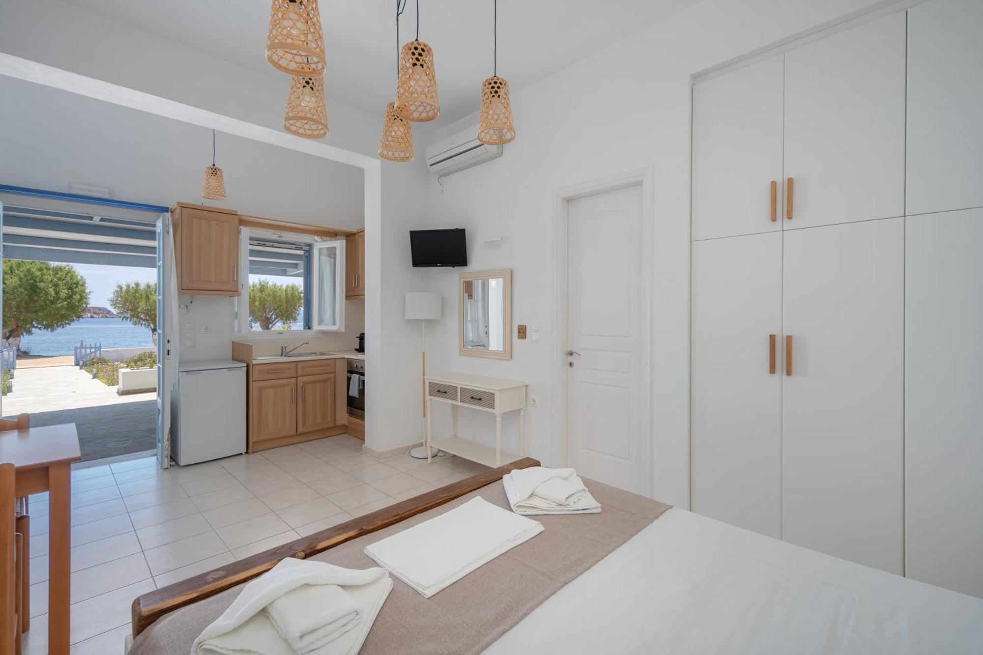 Galazio Seaside Apartments Livadakia Zewnętrze zdjęcie