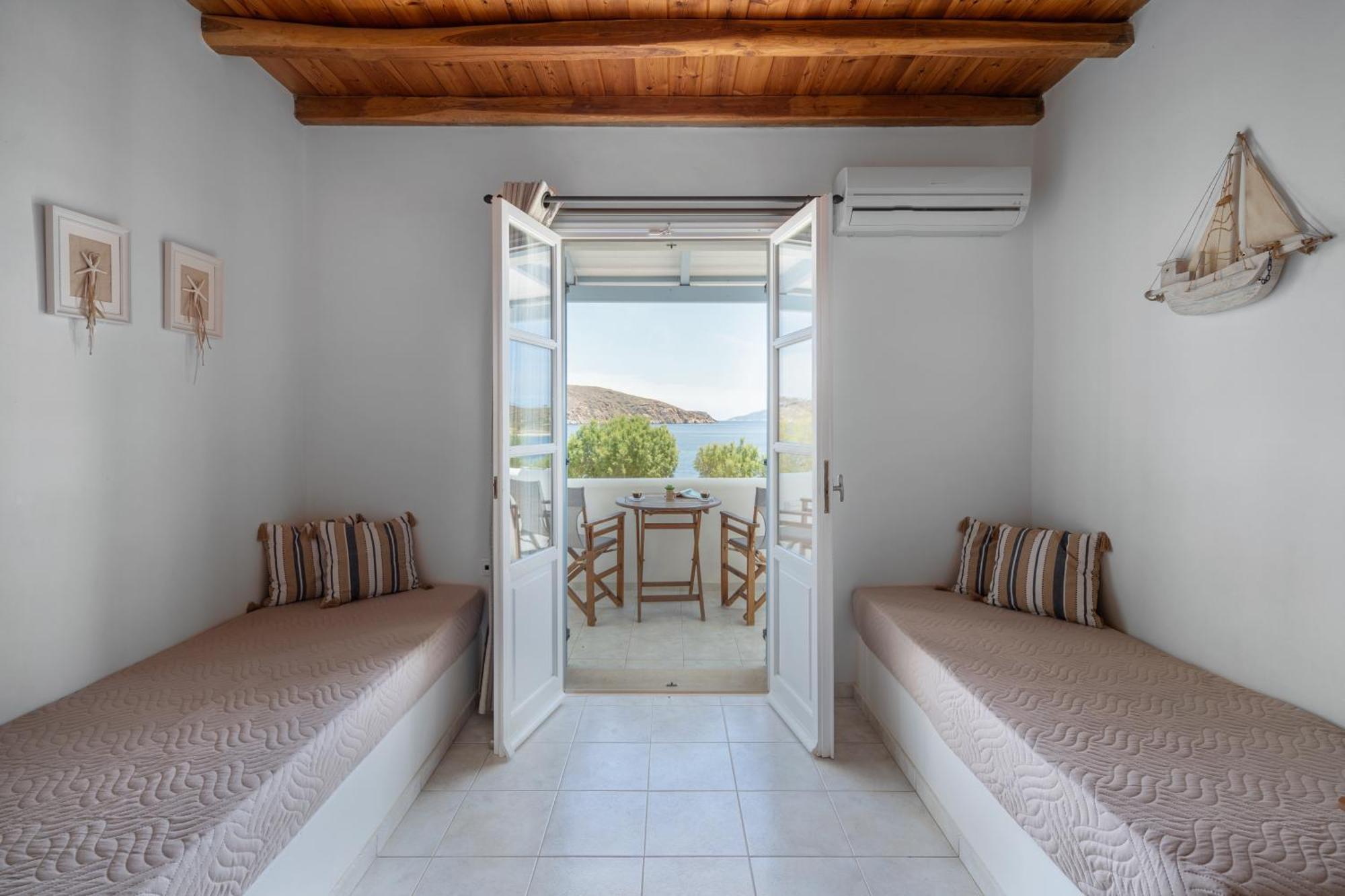 Galazio Seaside Apartments Livadakia Zewnętrze zdjęcie